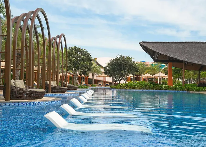 Costamigo Phan Thiet, Bw Premier Collection Khách sạn